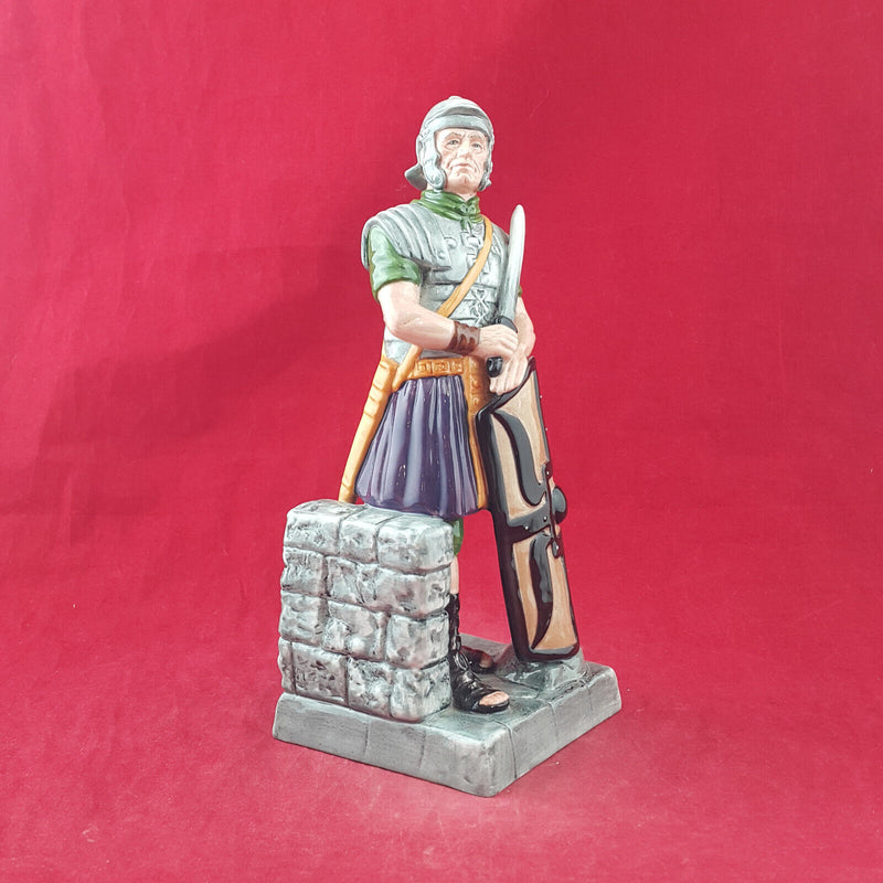 Royal Doulton Figurine - Centurian HN2726 – RD 3416