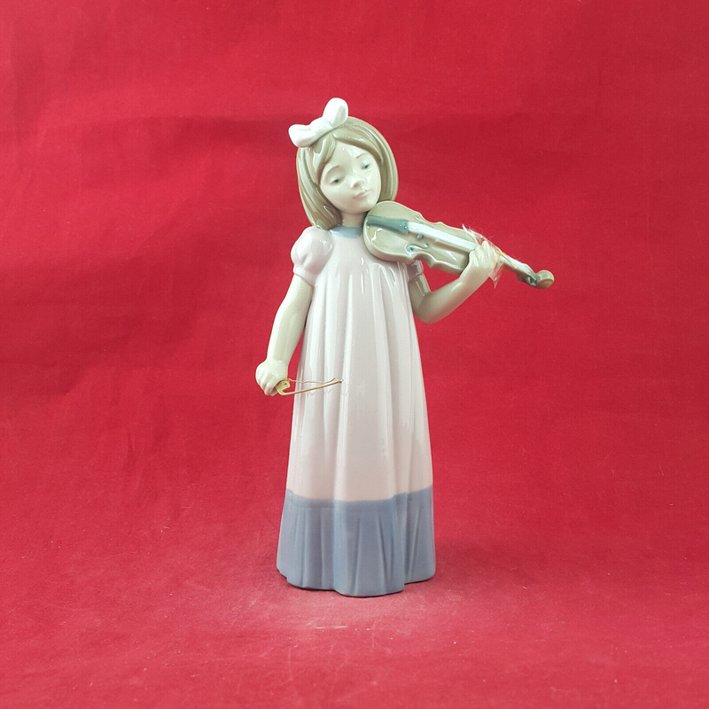 Nao By Lladro - Girl With Violin 1034 (damaged) - L/N 2462