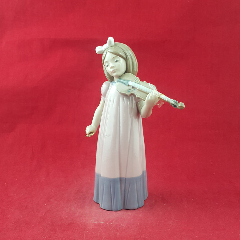 Nao By Lladro - Girl With Violin 1034 (damaged) - L/N 2462