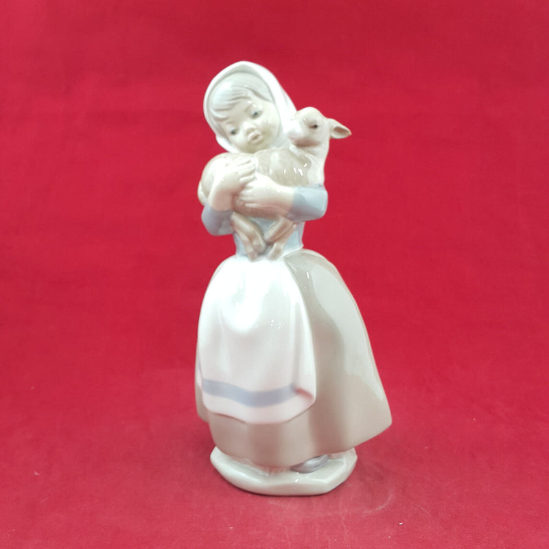 Lladro Nao Figurine - Girl Holding Lamb In Arms 0120 - L/N 2921