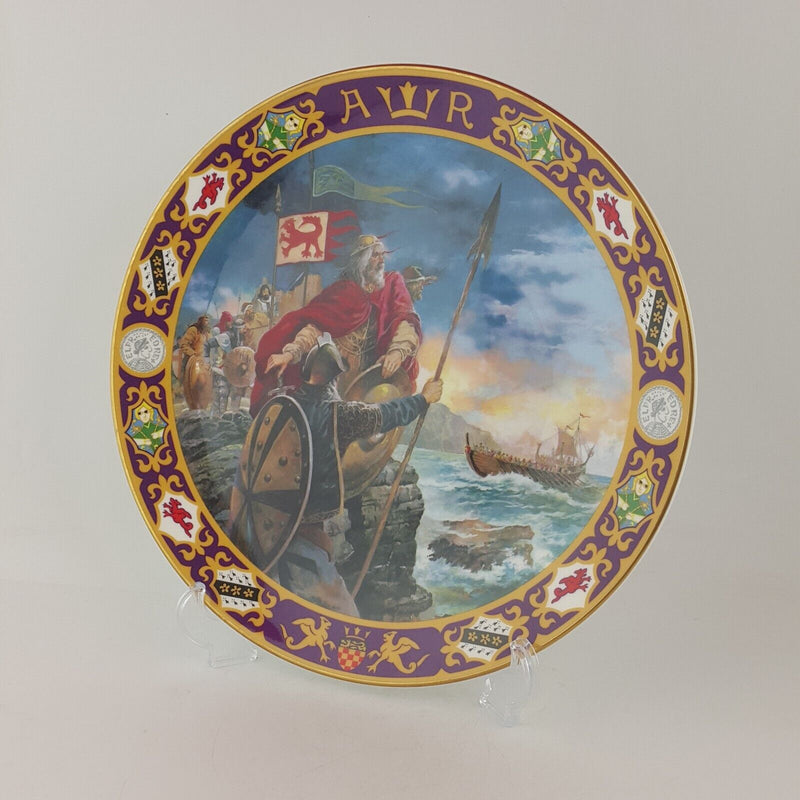 Royal Doulton PN75 Kings and Queens of the Realm Decorative Plate - RD 7690