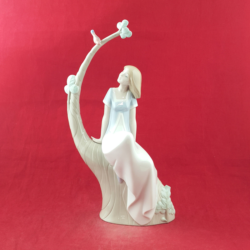 Lladro Nao Figure - Lazy Afternoon / Woman Sitting On A Tree (damaged) - L/N 316