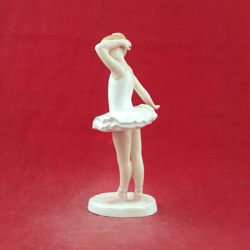 Royal Doulton Images Figurine - God Bless You HN3400 - RD 3079