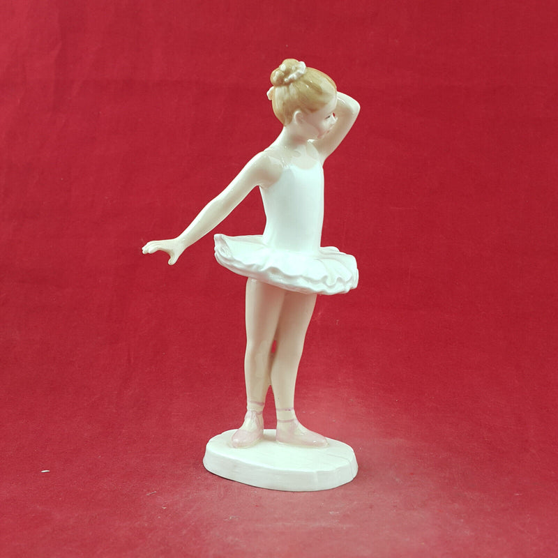 Royal Doulton Images Figurine - God Bless You HN3400 - RD 3079