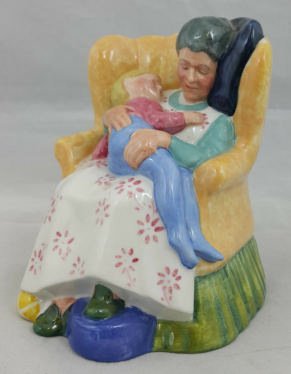 Royal Doulton Figurine Sweet Dreams HN2380