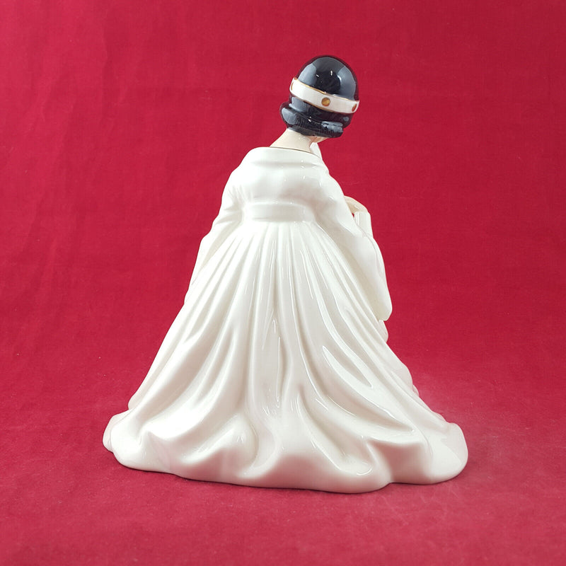 Royal Doulton Figurine - Sonata HN2438 - RD 3485