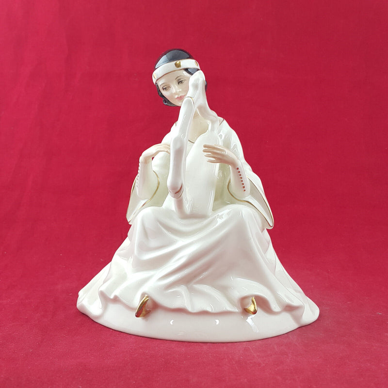 Royal Doulton Figurine - Sonata HN2438 - RD 3485