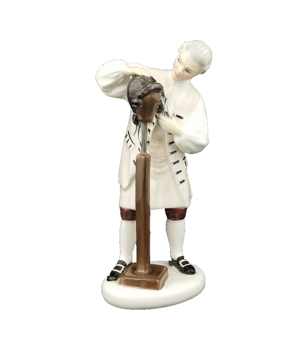 HN2239 Royal Doulton Figurine The Wigmaker From Williamsburg Model