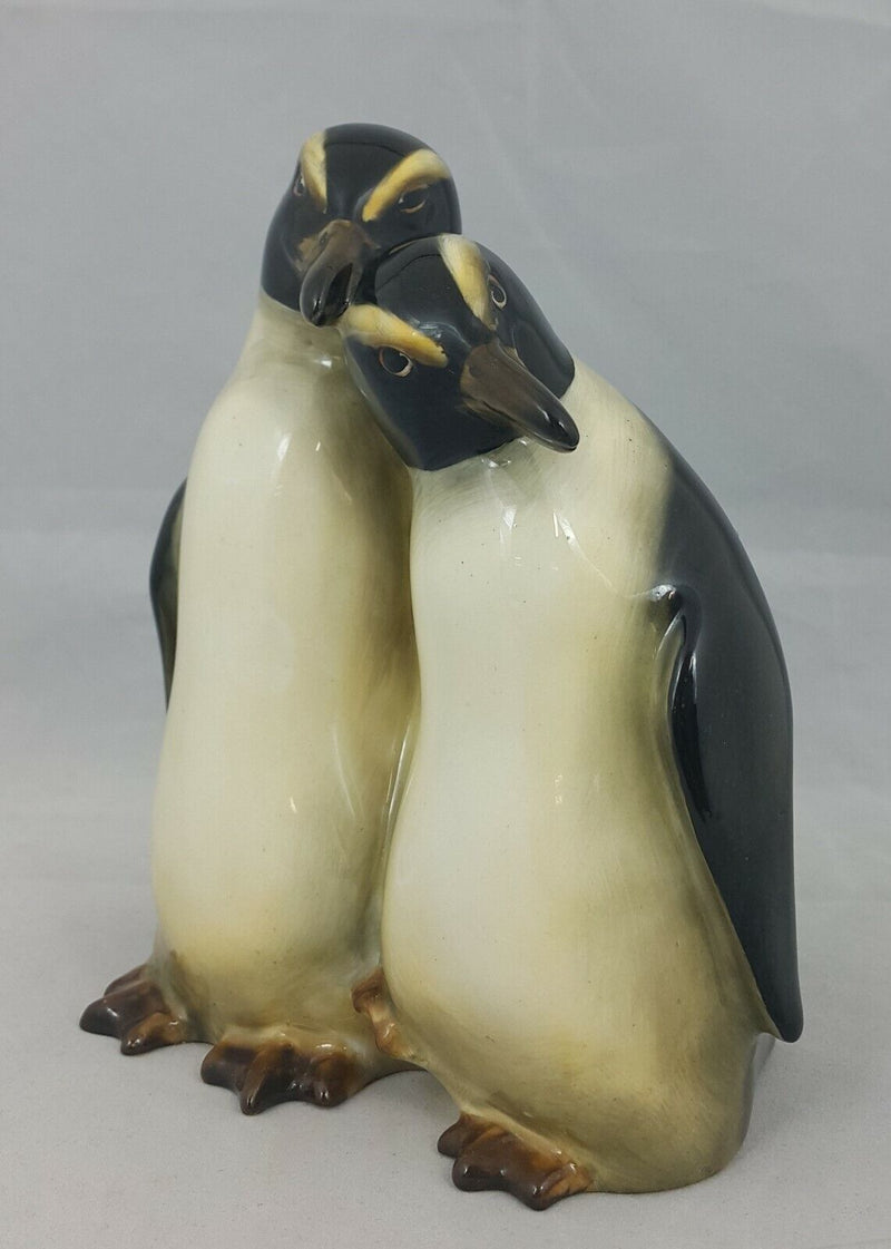 Royal Doulton Penguins HN133 - Minor Mark