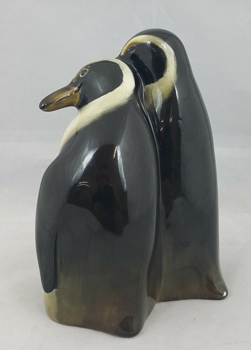 Royal Doulton Penguins HN133 - Minor Mark