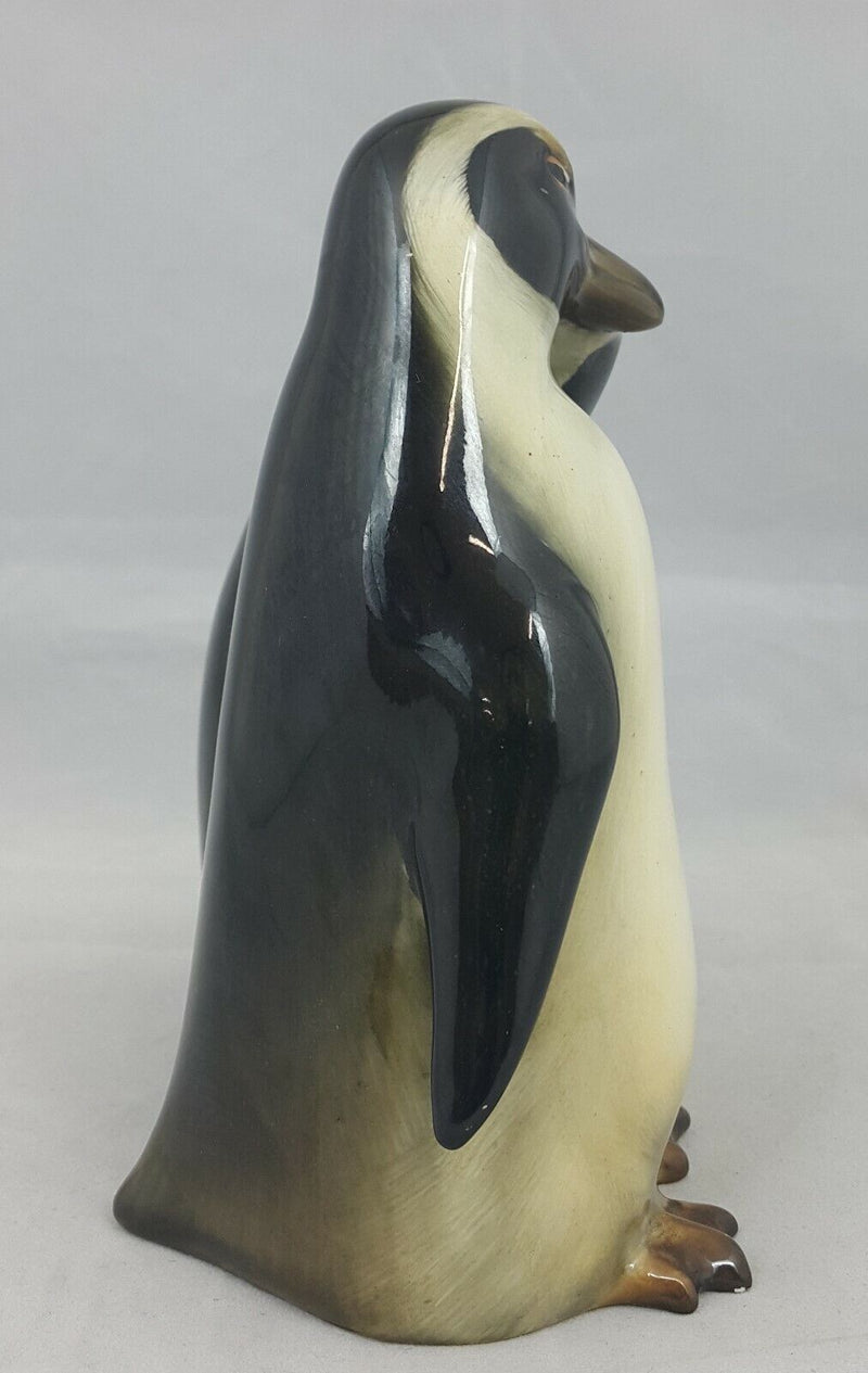 Royal Doulton Penguins HN133 - Minor Mark