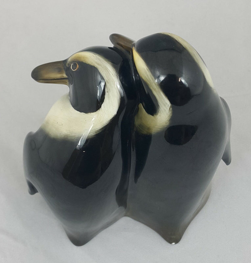 Royal Doulton Penguins HN133 - Minor Mark