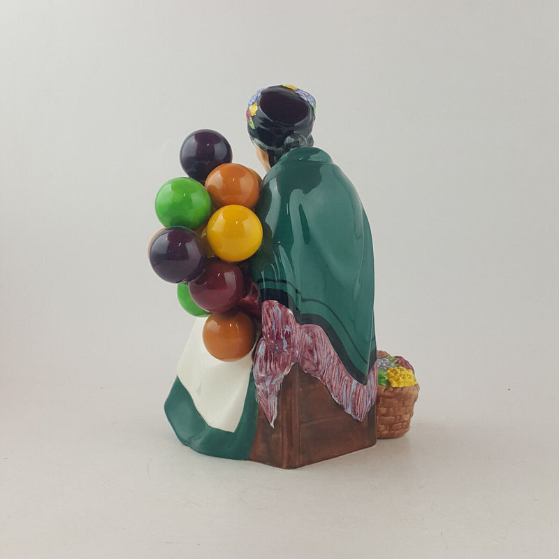 Royal Doulton Figurine - Old Balloon Seller HN1315 - RD 3671