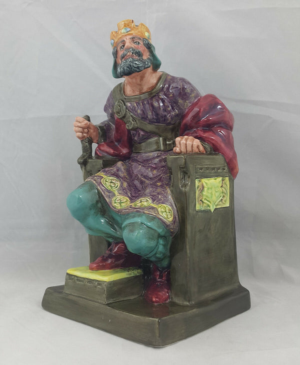 Royal Doulton Figurine The Old King HN 2134