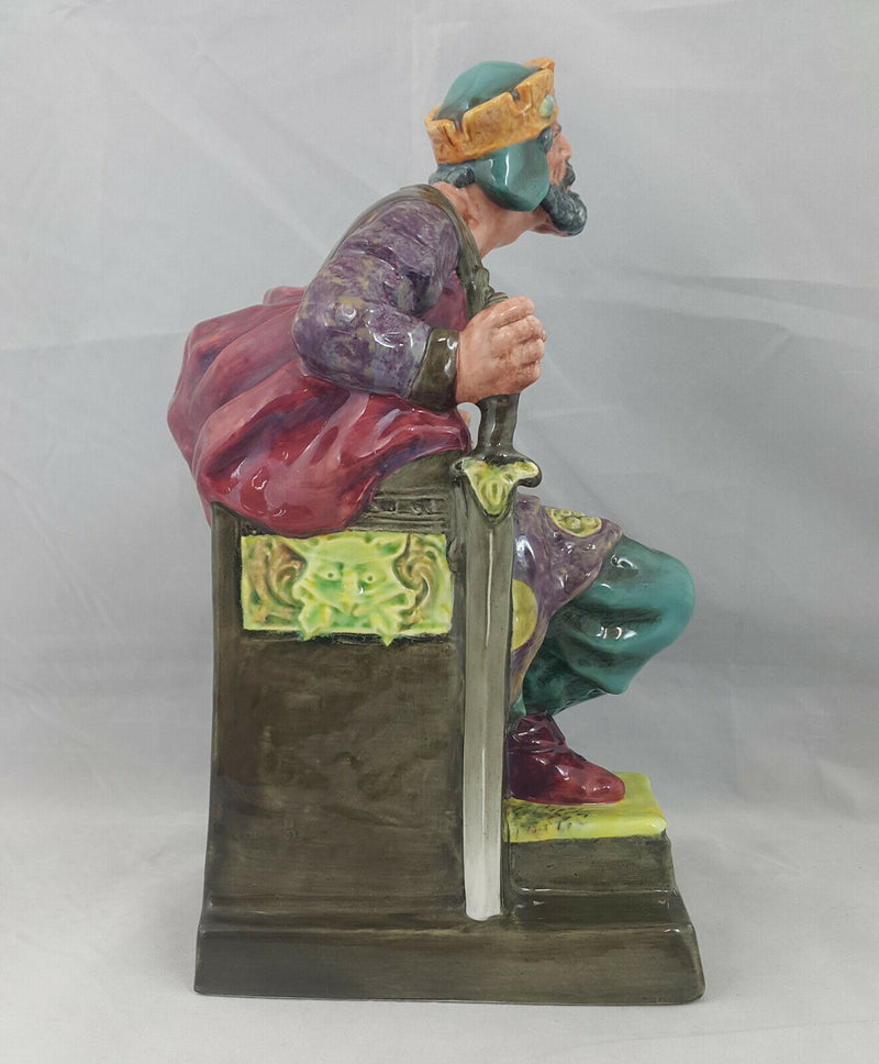 Royal Doulton Figurine The Old King HN 2134