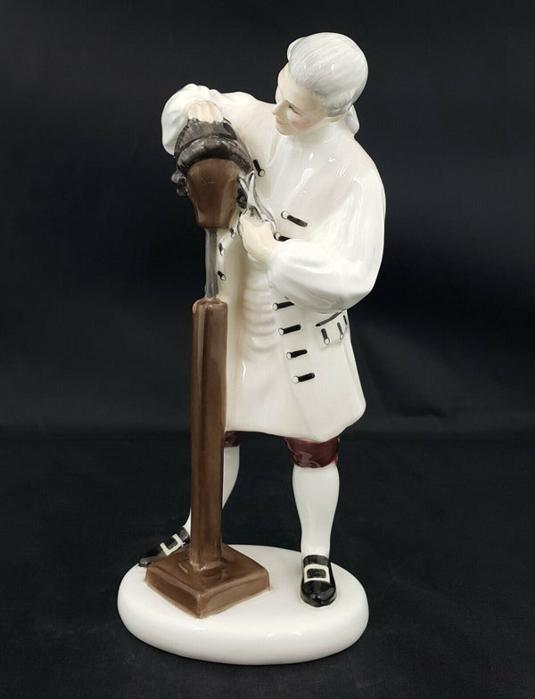 HN2239 Royal Doulton Figurine The Wigmaker From Williamsburg Model