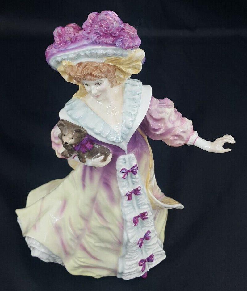 Royal Doulton Figurine Lily HN3626