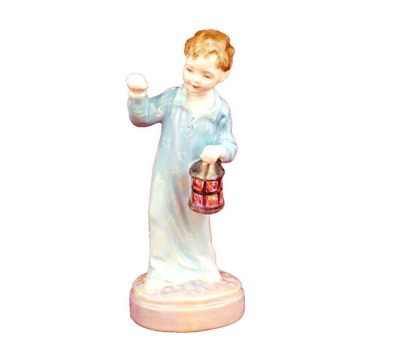 Royal Doulton Figurine - Wee Willie Winkie HN2050 (restored neck) – 305 RD