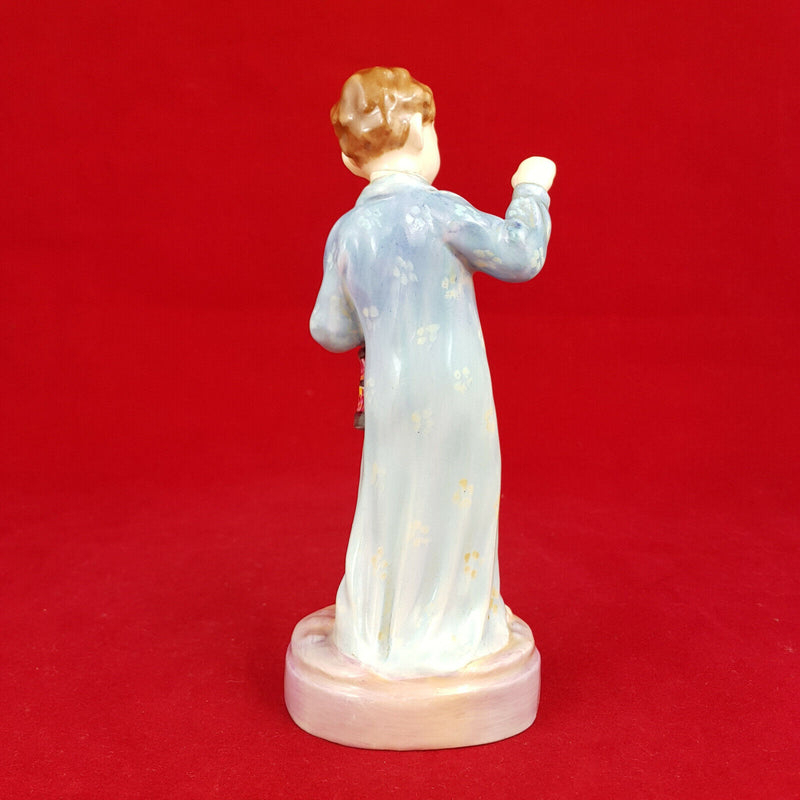 Royal Doulton Figurine - Wee Willie Winkie HN2050 (restored neck) – 305 RD