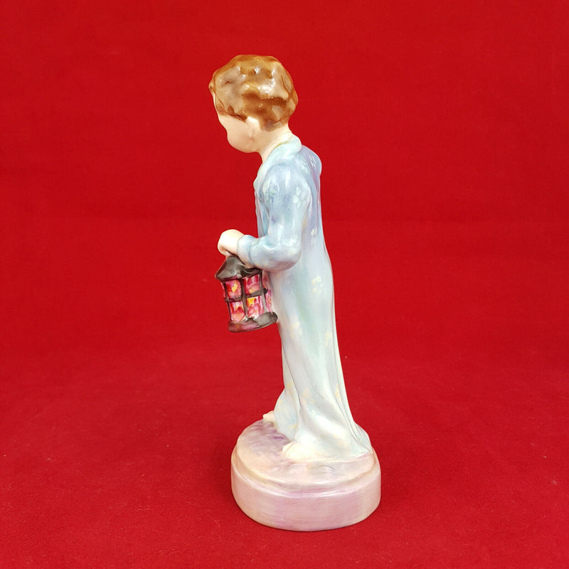 Royal Doulton Figurine - Wee Willie Winkie HN2050 (restored neck) – 305 RD