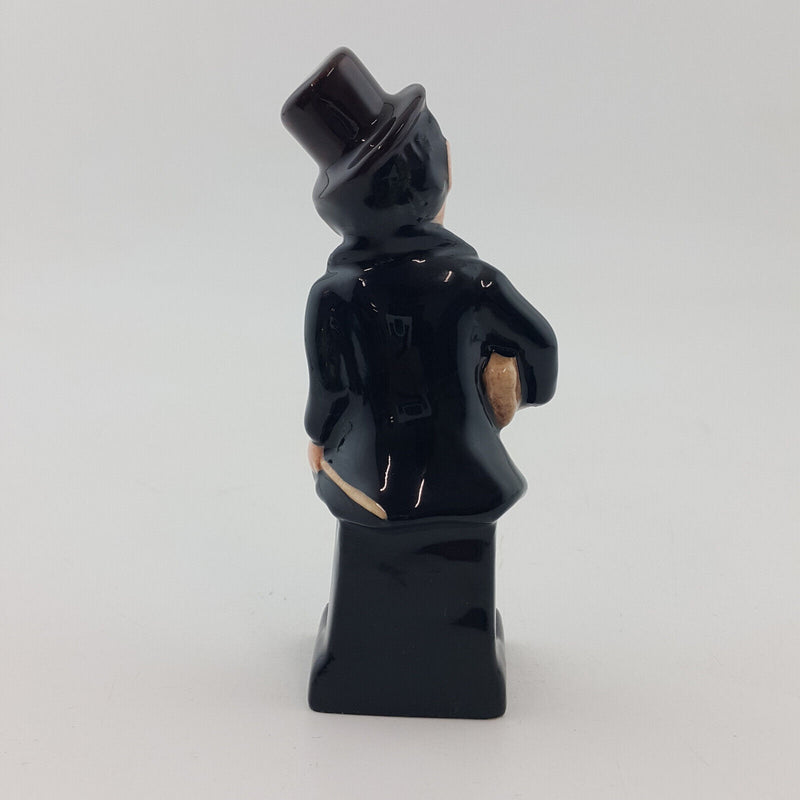 Royal Doulton Dickens Figurine - Trotty Veck M91 – RD 1320