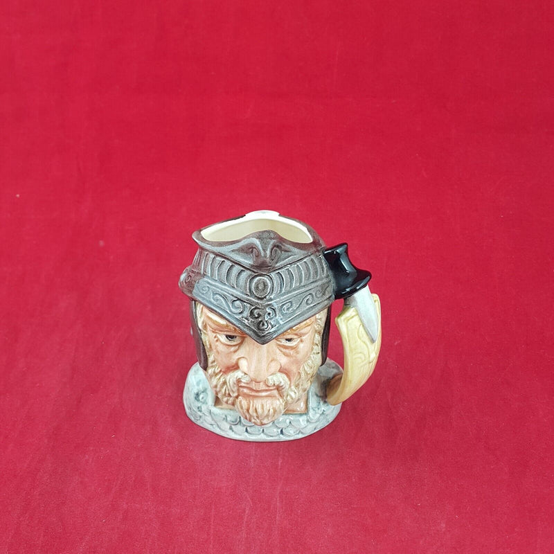 Royal Doulton Small Character Jug D6553 - Gladiator - 7160 RD