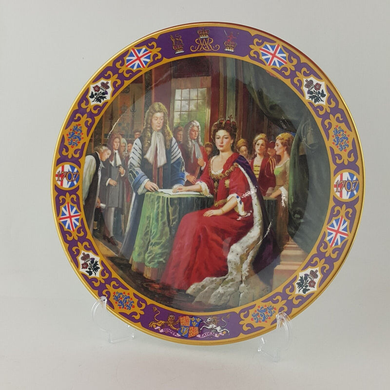 Royal Doulton PN162 Kings & Queens of The Realm Queen Anne Decorative Plate - 76