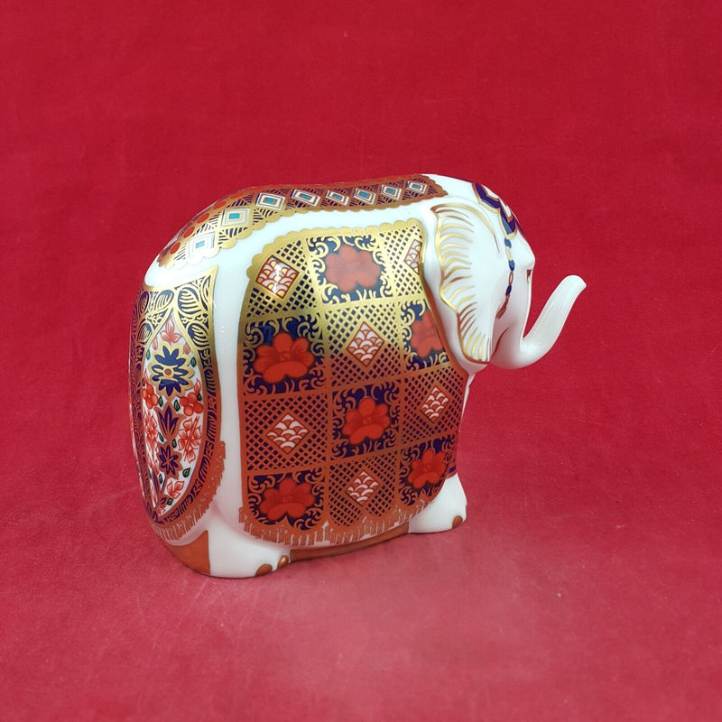 Royal Crown Derby Imari Pattern Small Elephant Gold Stopper - 8474 RCD