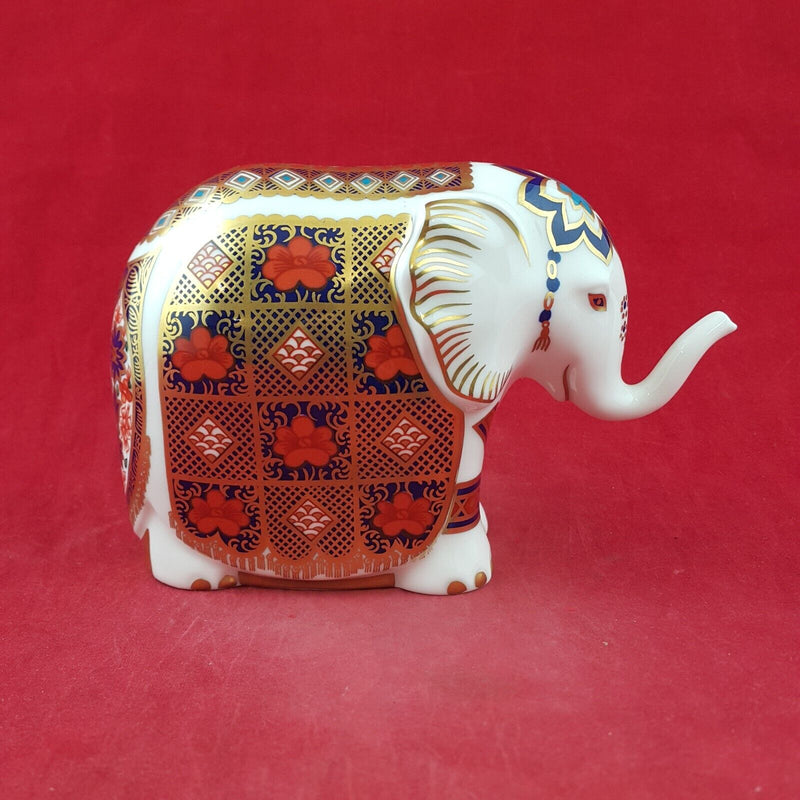 Royal Crown Derby Imari Pattern Small Elephant Gold Stopper - 8474 RCD