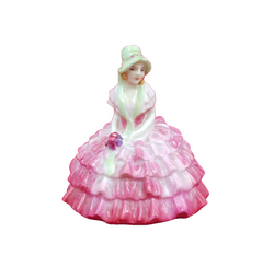 Royal Doulton Figurine Chloe M9 - Hairline Crack 5331 RD