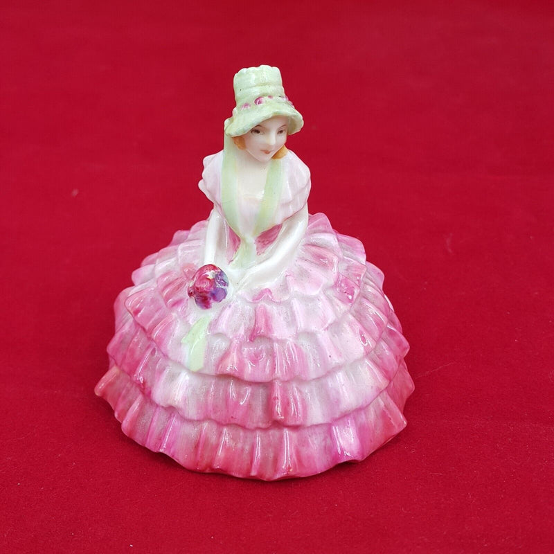 Royal Doulton Figurine Chloe M9 - Hairline Crack 5331 RD