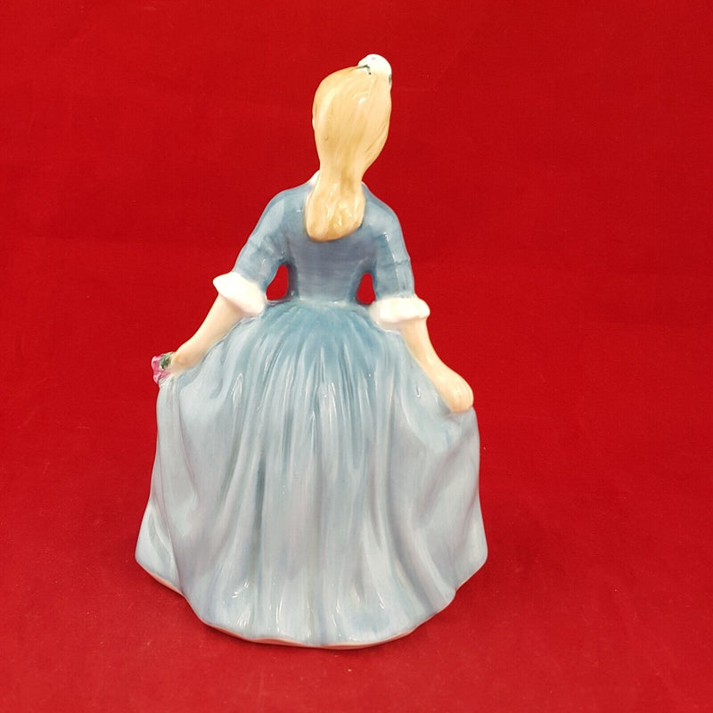 Royal Doulton Figurine HN2154 - Child From Williamsburg - 6528 RD