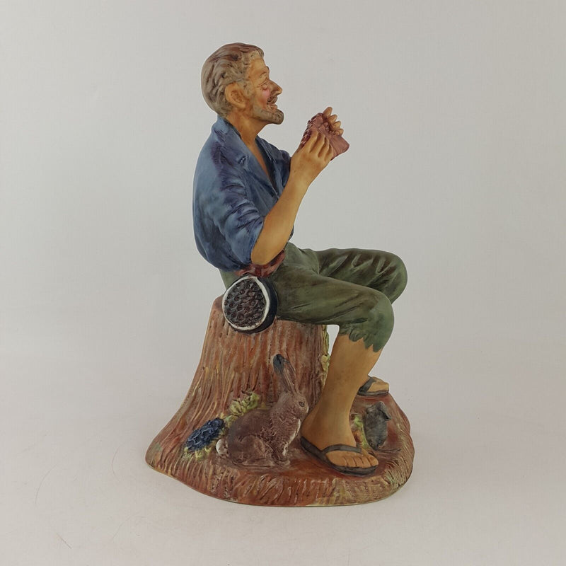 Royal Doulton Figurine HN2283 - Dream Weaver - 6933 RD