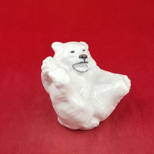 Royal Copenhagen 247 - White Polar Bear Cub Figurine - 7562 RCH