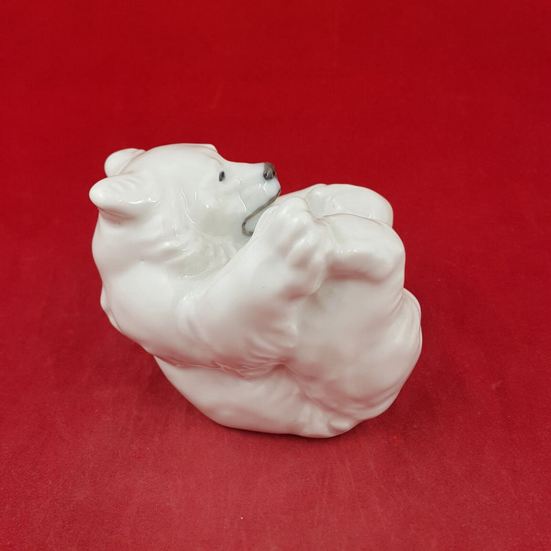 Royal Copenhagen 247 - White Polar Bear Cub Figurine - 7562 RCH