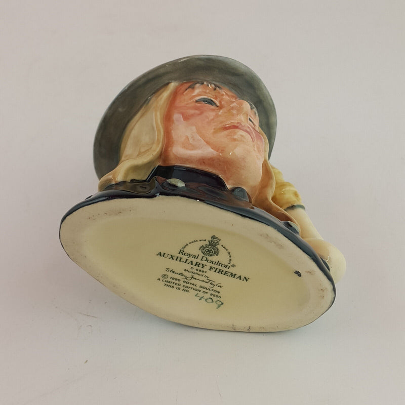 Royal Doulton Character Jug Small - Auxiliary Fireman D6887 – RD 1278