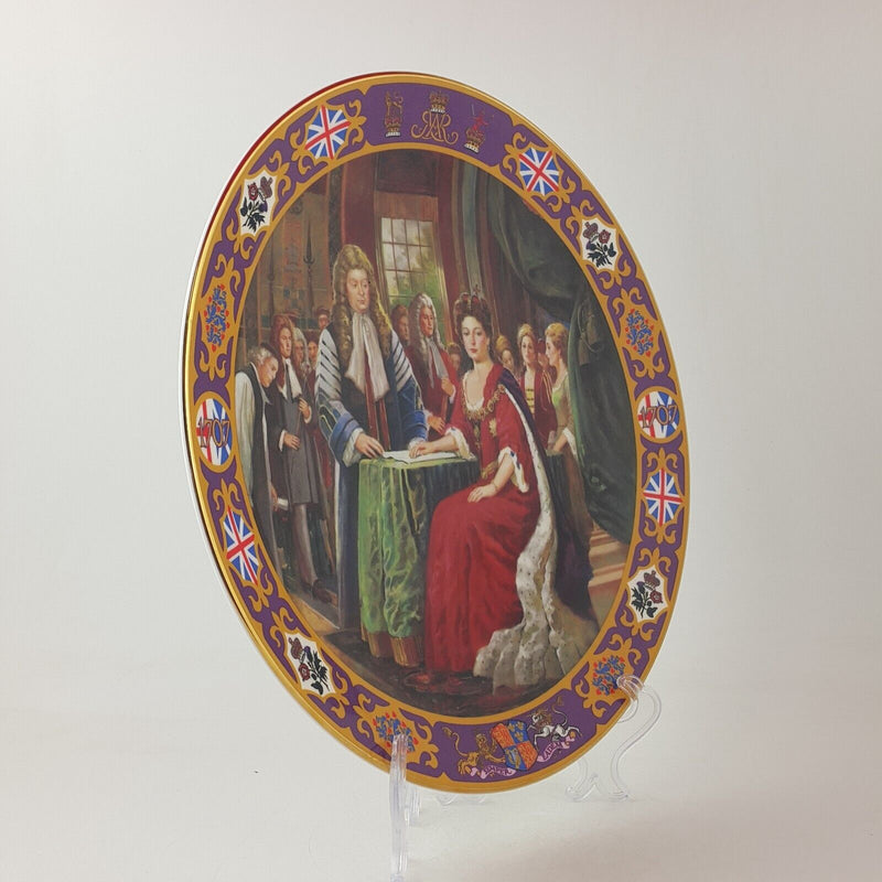 Royal Doulton Plate - Queen Anne PN162 - RD 2436