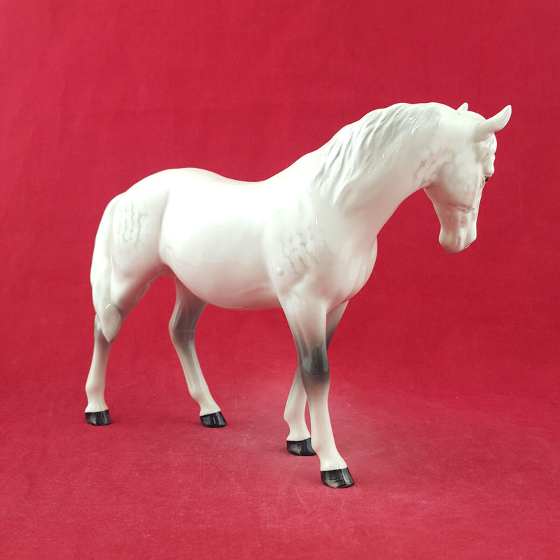 Beswick Horses - Mare Facing Left 976 (restored ear) - BSK 3261