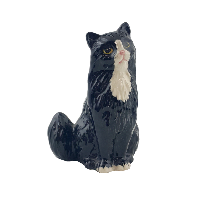 Royal Doulton Animals - Seated Black & White Persian Cat DA194 - RD 3611