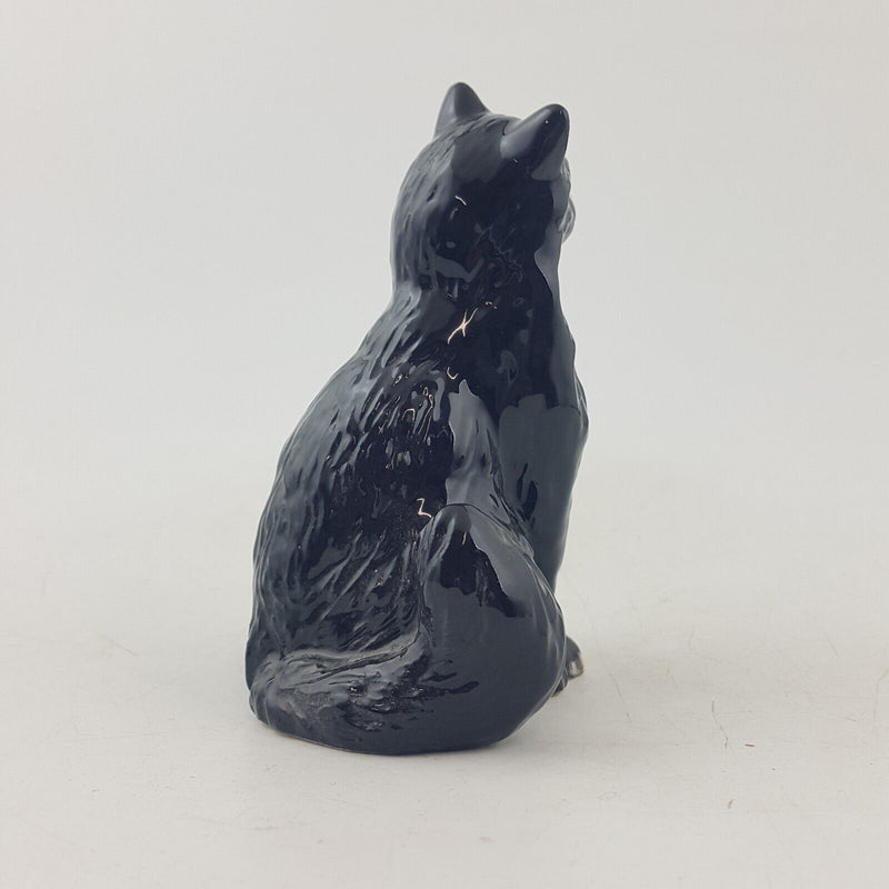 Royal Doulton Animals - Seated Black & White Persian Cat DA194 - RD 3611