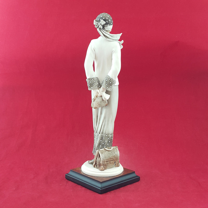 Giuseppe Armani Figurine - Florence Lady Colette 0433C (rare) - OP 2386