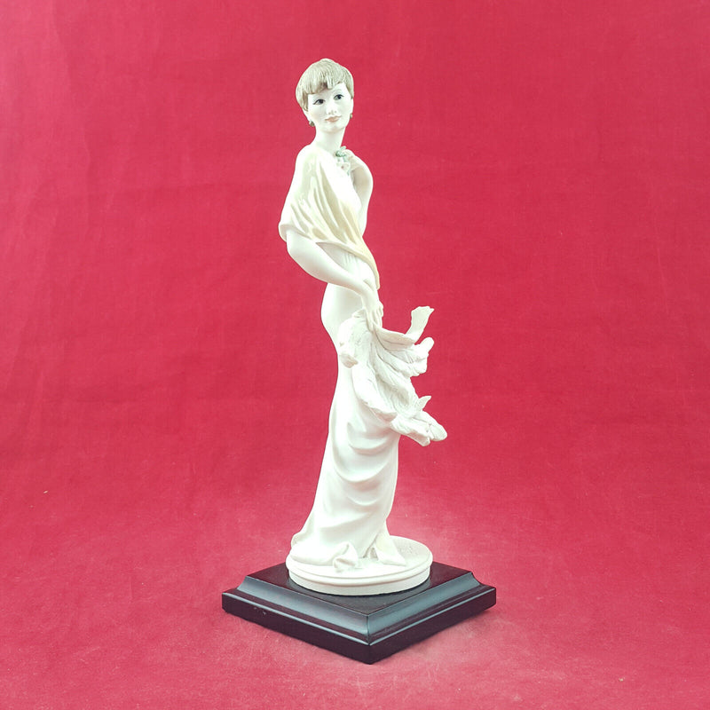 Florence Giuseppe Armani Figurine - Romantic Evening 0630F (rare) - OP 3361