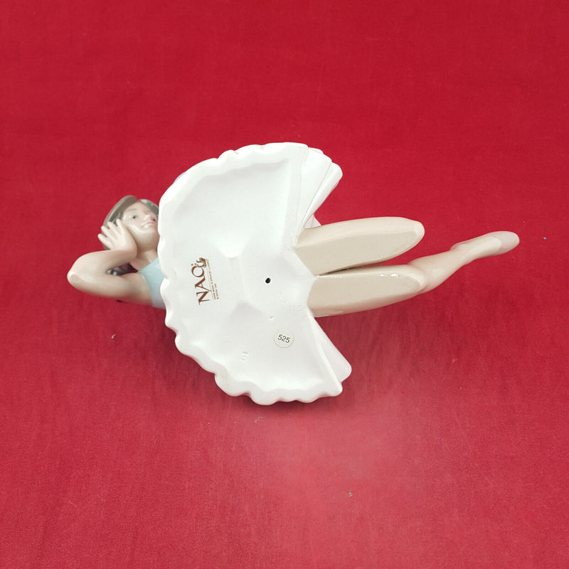 Lladro Nao Figurine - Ballerina With Ball 1178 - L/N 3724