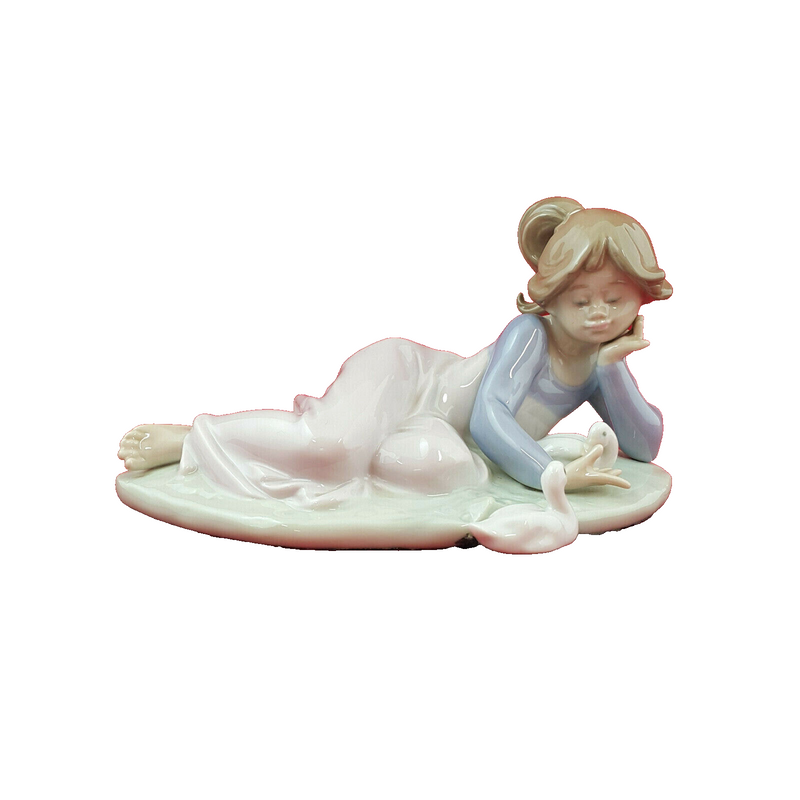 Lladro - Playful Friends 5609 - L/N 1031