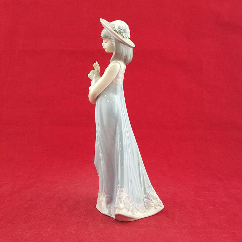 Lladro - Elizabeth 5645 - L/N 1447