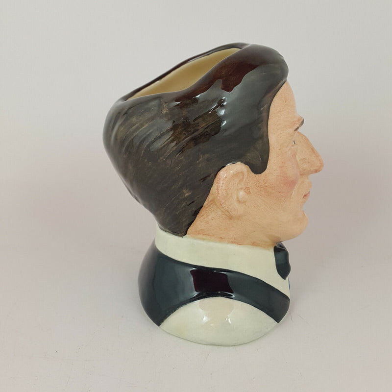 Royal Doulton Character Jug Small – Snooker Player D6879 – 476 RD