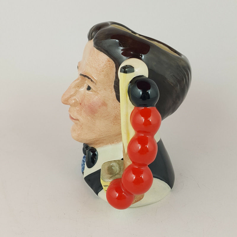 Royal Doulton Character Jug Small – Snooker Player D6879 – 476 RD