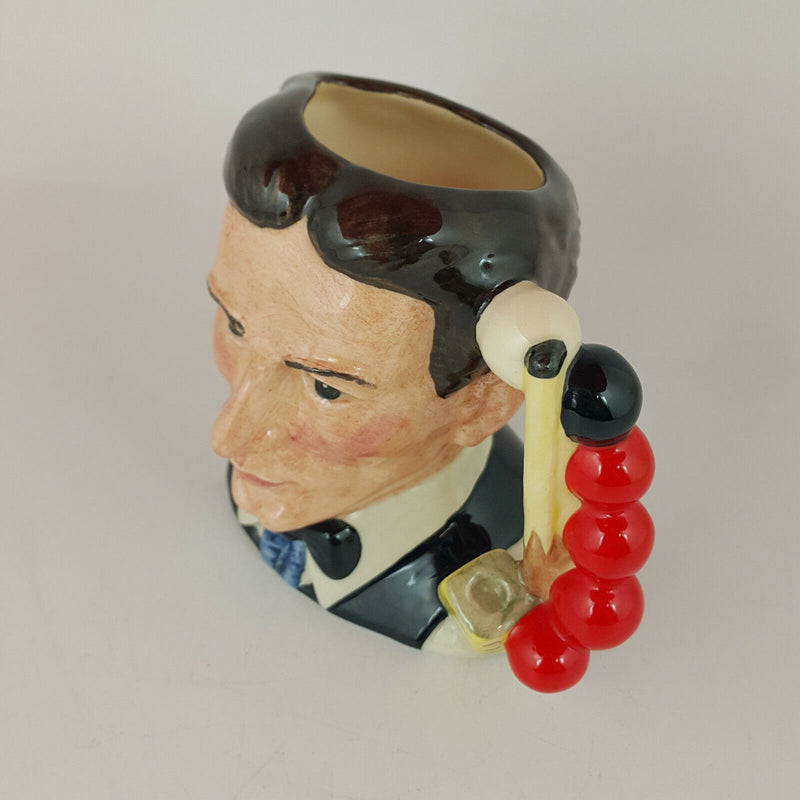 Royal Doulton Character Jug Small – Snooker Player D6879 – 476 RD