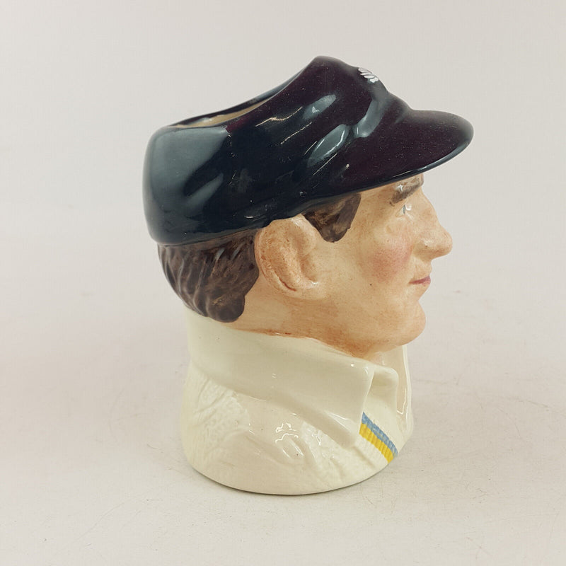 Royal Doulton Character Jug Small - Len Hutton D6945 – RD 2270