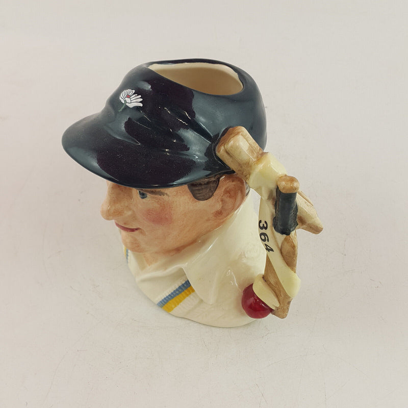 Royal Doulton Character Jug Small - Len Hutton D6945 – RD 2270